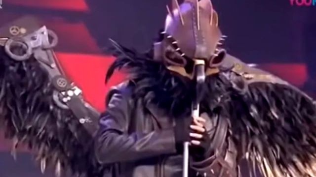 Видео Димаша Кудайбергена в маске беркута набрало 120 млн просмотров за 12 часов смотреть онлайн