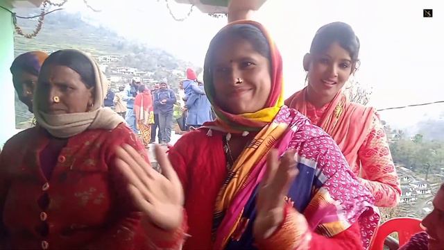 पहाडौ़ं में ऐसे मनाते हैं बच्चे की छठ पार्टी, pahadi hu me ||Sunita Manwal|| смотреть онлайн