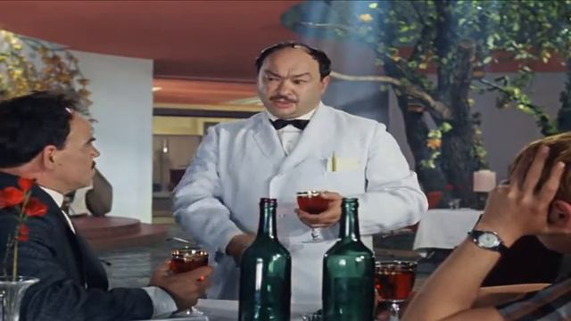 птичку жалко смотреть онлайн