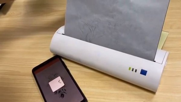 Bluetooth A4 portable thermal mini printer