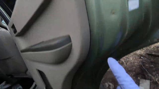 How to remove Rear Door Panel on Ford Escape 08-12 смотреть онлайн