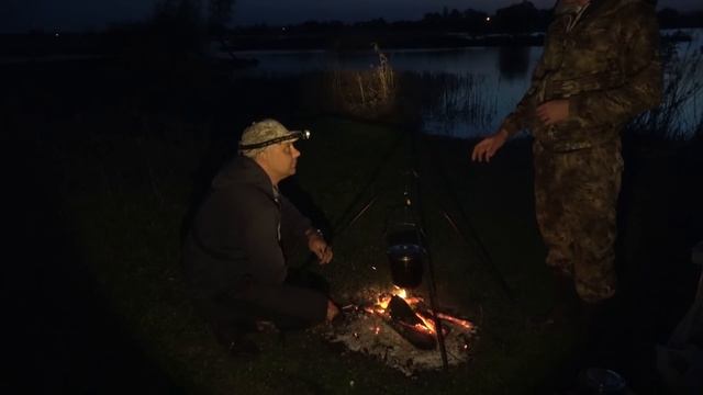 Рыбалка карась ловим на ПЕНУ ДЛЯ БРИТЬЯ невероятный клев ТОЛЬКО У МЕНЯ чеснок звездочка ПУФ смотреть онлайн