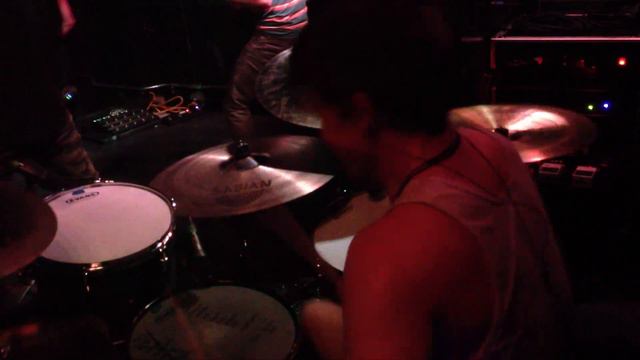 Aaron Ovecka - This Or The Apocalypse - Hate The Ones You Love - Live смотреть онлайн