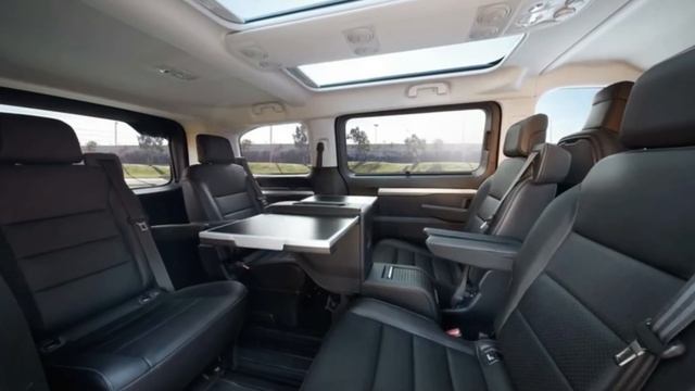 Микроавтобус Opel Zafira Life обзавёлся версией Crosscamp Lite.
