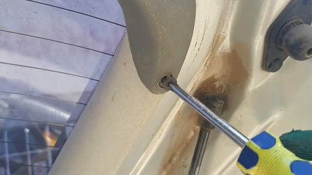 ПАССАТ б5 как снять замок багажника / ручку двери багажника смотреть онлайн