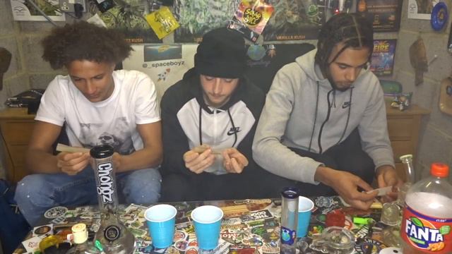 Bong battles *CHALLENGE* | spaceboyz смотреть онлайн