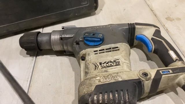 Перфоратор Mac Allister MERH 1500MX