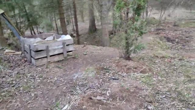 В лесу (на даче) часть 2 "калоша" , "уголок с принадлежностями для участка дома" , "лесник" смотреть онлайн