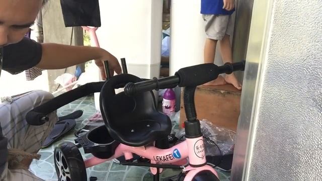 How to Install/Assemble 4 in 1 Children Stroller Tricycle смотреть онлайн