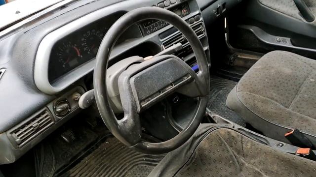 Зачищаю кузов ваз, клею капот и грунтую задние крылья ваз 2114 своими руками. Ваз 2114 ч.8. смотреть онлайн