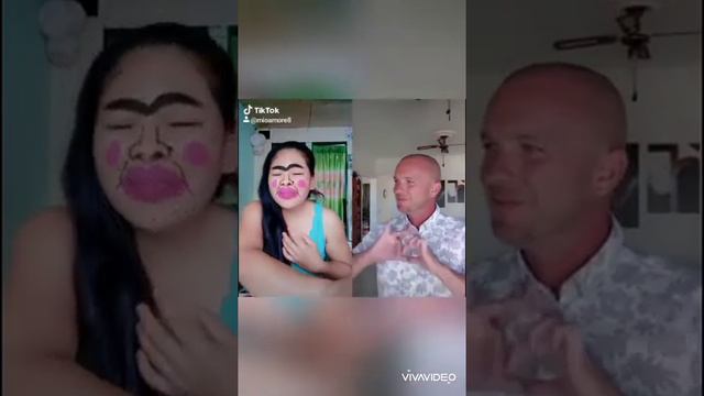 Are you lost baby girl?? смотреть онлайн