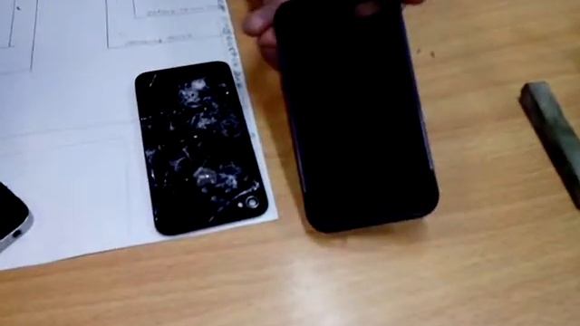 Надежность iPhone 4S, проверка молотком смотреть онлайн