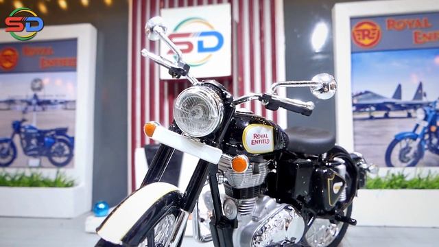 Maisto Royal Enfield Classic 500 Diecast Unboxing Exclusive | SpaceDesign смотреть онлайн