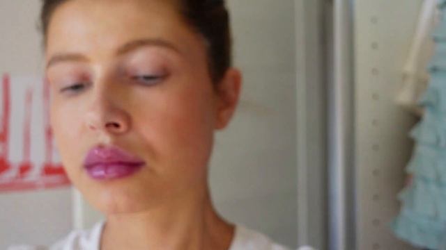 НЮДОВЫЕ СТРЕЛКИ ?(быстрый ежедневный вариант макияжа) #нюдовыймакияж #простоймакияж #макияжза5минут смотреть онлайн