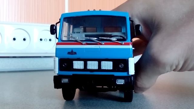 Набор модели Маз-6422 с п/п Маз-9758 "Автоистория(Аист)" 1:43 смотреть онлайн