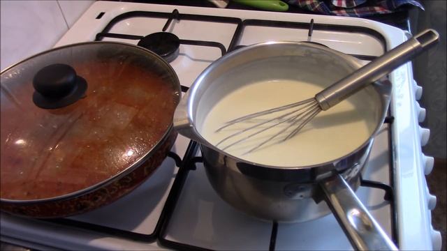 Самая вкусная в мире лазанья. Как приготовить лазанью с соусами бешамель и болоньезе. смотреть онлайн