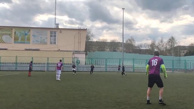 Ветераны-2 🆚 Верзилово 1 тайм 1/8 финала Кубка памяти футболистов г/о Кашира#футбол#кубок#8х8#кашир смотреть онлайн