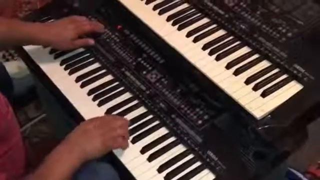 Безумно красивая музыка для души! толко Послушайте Узбекский xит 80 90 Yamaha 510 талант смотреть онлайн