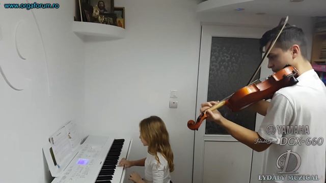 YAMAHA DGX 660 - The first piano hours - Maria clasa a l-a pian смотреть онлайн
