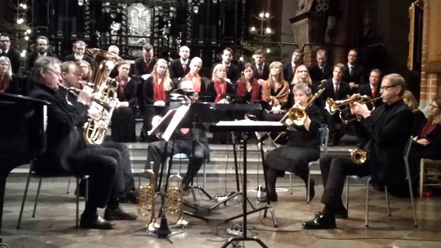 Linnékvintetten i Storkyrkan 18/12 2011 смотреть онлайн
