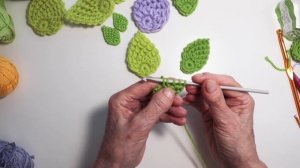 Волшебные крылышки листики крючком просто и быстро.