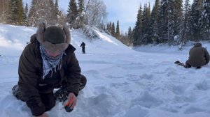 Рыбалка На севере Пермского края (3 часть ) сезон 2023г. Щука, хариус, готовка еды на финской свече