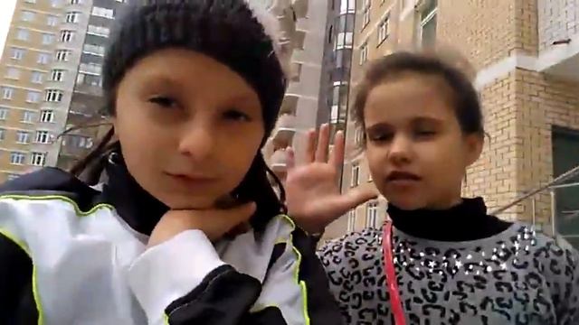 Челендж правой рукой смотреть онлайн