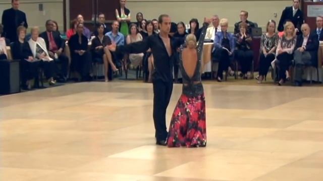Riccardo Cocchi & Yulia Zagoruychenko - Pasodoble Show Dance at the 2012 Washington Open DSC смотреть онлайн