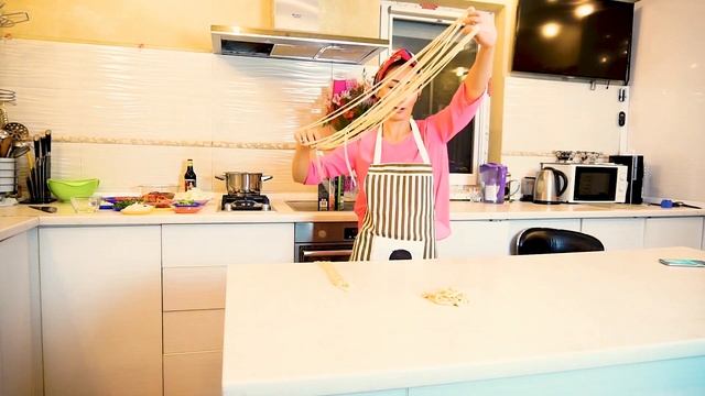 ЛАГМАН. ЛАГМАН ПО УЙГУРСКИ. ЛАПША ДЛЯ ЛАГМАНА. ГЮРО ЛАГМАН