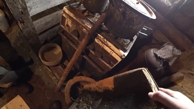 Деревенская Махорка. Сушим, толчём в ступе, шинкуем и пр. Раритет на чердаке. Посылка от подписчицы смотреть онлайн