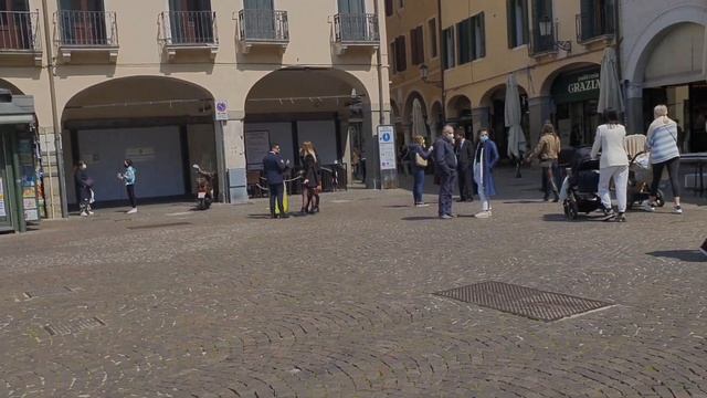 Италия Падуя Louis Vuitton мотоцикл и мода