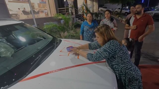 Taking Delivery of 2022 New Hyundai Venue on Wife’s Birthday?First Navratri?Jai Mata Di??Big Day смотреть онлайн