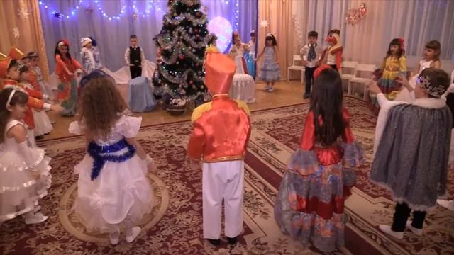 новогодний утренник,старшая группа ч 2 смотреть онлайн