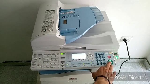 Ricoh MP201 mp301 mp171 mp161 Forma de sacar copias de cédula y documentos por las 2 caras l смотреть онлайн