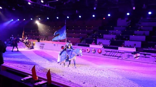 Medieval Times Orlando HONEST REVIEW смотреть онлайн