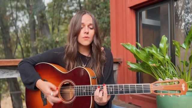 Taylor Rae - Breezeblocks (Alt-J Cover) смотреть онлайн