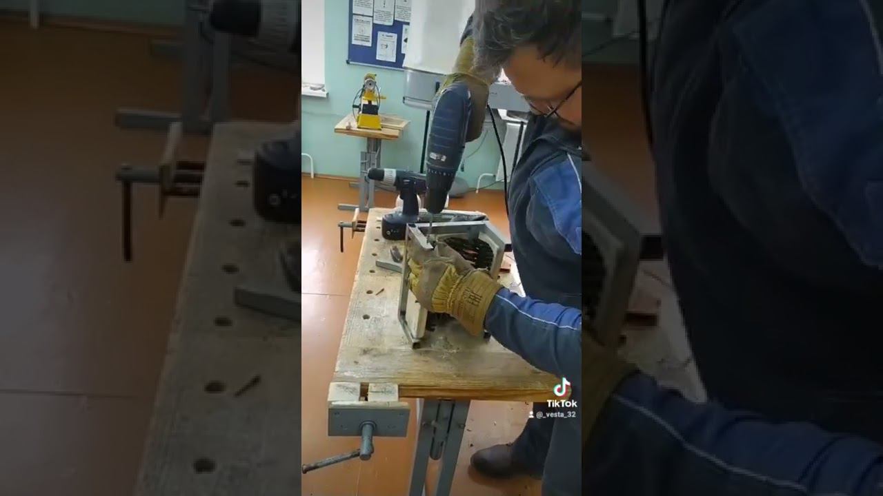 чистка обуви, шикарное изделие  для школы,