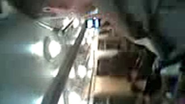 осторожно двери не закрываются смотреть онлайн