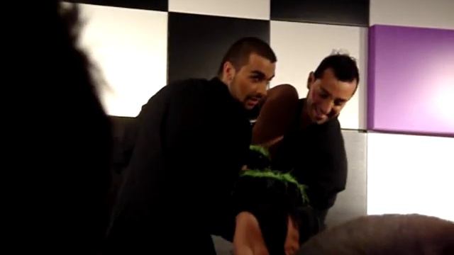 Ysa Ferrer "Made In Japan" Showcase Virgin du Louvre смотреть онлайн