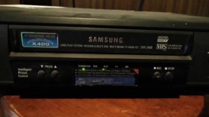 Видеомагнитофон Samsung SVR-240b Samsung SVR-240b VCR