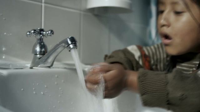 Colgate Save Water Ad #EveryDropCounts смотреть онлайн