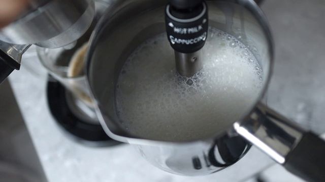 Рожковая Кофеварка De'longhi EC685.M | Очистка от накипи | Как Взбить Молоко