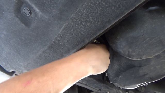 10 Min Oil Change on a 2015 Lexus NX200t with the 2.0l Turbo Engine. смотреть онлайн