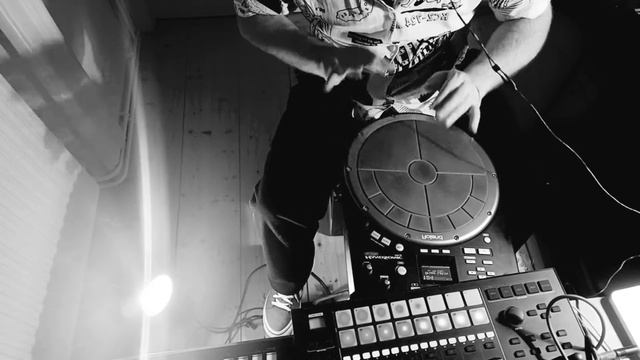 Roland hpd 20 (handsonic) backing track cover смотреть онлайн