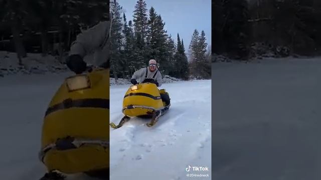 A 1969 skidoo snowmobile смотреть онлайн