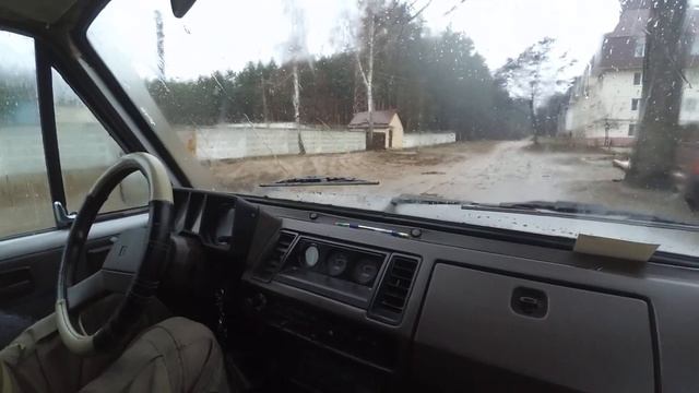 Isuzu - Trooper 2.2D 4WD/ч.3/ В движении смотреть онлайн