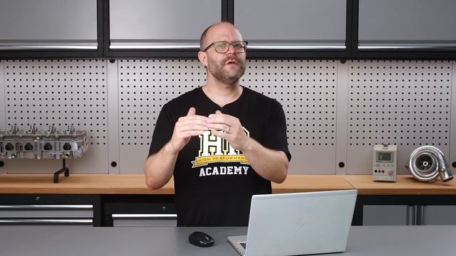 Bare Essential Wiring | Basic PDM Setup смотреть онлайн