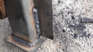 ВСЕ ТОНКОСТИ СВАРКИ ВЕРТИКАЛЬНОГО УГЛОВОГО ШВА НАЧИНАЮЩИМ СВАРЩИКАМ С ОТРЫВОМ!