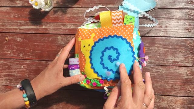 Развивающий кубик для детей 0+ смотреть онлайн