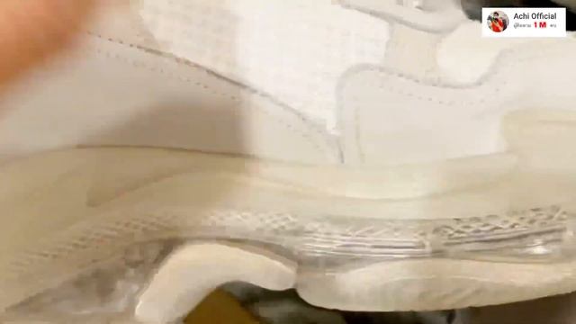EP.142 - รีวิว รองเท้า Balenciaga triple s clear sole смотреть онлайн